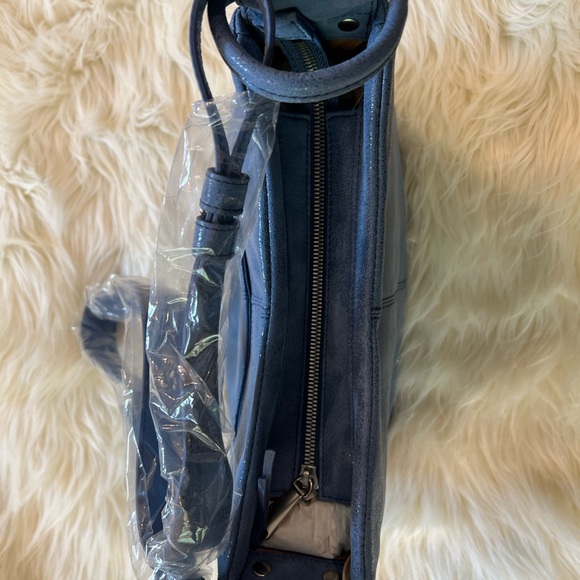 Hobo Sheila Crossbody Bag in Azure NWT - Picture 7 of 10